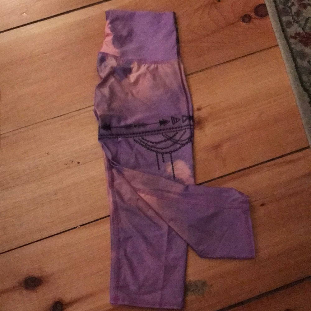 Teeki capris SIZE SMALL